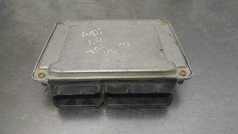 Foto 2ª: Centralita Motor ECU Audi A4 1.9 TDI BERLINA 110CV 81KW (1994)