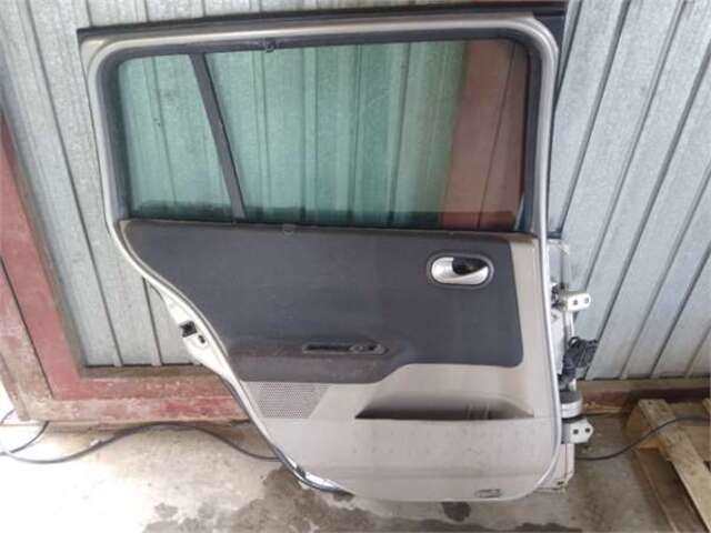 Foto 3ª: Puerta Trasera Izquierda Renault Megane 1.9 DYNAMIQUE CONFORT [1.9 LTR. - 88 KW DCI DIESEL] II GRANDTOUR (2003-_)