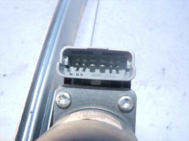 Foto 2ª: Elevalunas Eléctrico Delantero Izquierdo Citroen C3 1.2 G 2013-2016 [HM01 / HMZ] (2016)