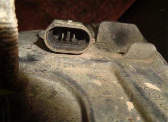 Foto 3ª: Faro Antiniebla Delantero Derecho Peugeot 407 2.0 HDI 135 [RHR (DW10BTED4)]