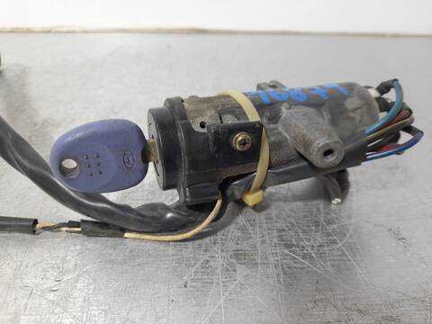 Foto 2ª: Motor de Arranque Hyundai Accent 1.3 GLS AUTOMATICO 84CV 62KW [4EH] (1997)
