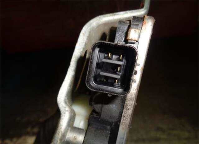 Foto 2ª: Elevalunas Eléctrico Delantero Derecho Mitsubishi Montero 3.2 D 4WD (V78W. V68W) [4M41]