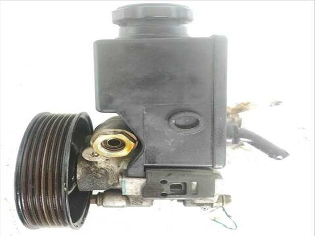 Bomba de Direccion Ssangyong Rodius 2.7 XDI
