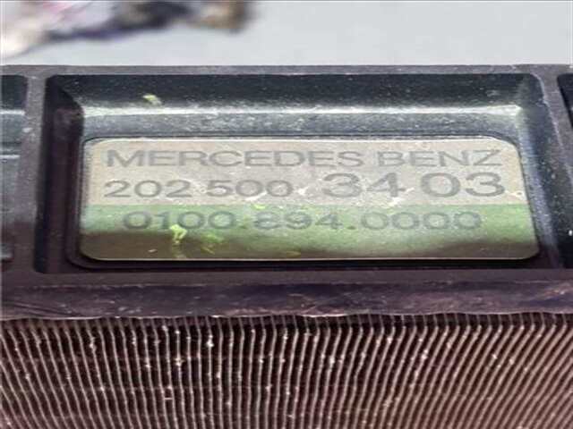 Foto 2ª: Radiador Motor Mercedes Clase C 160 2.2 220 DIESEL (202.121) [2.2 LTR. - 70 KW DIESEL CAT] [OM 604.910]