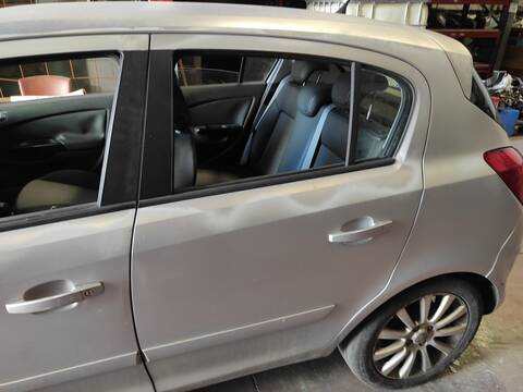 Puerta Trasera Izquierda Opel Corsa Z13DTJ