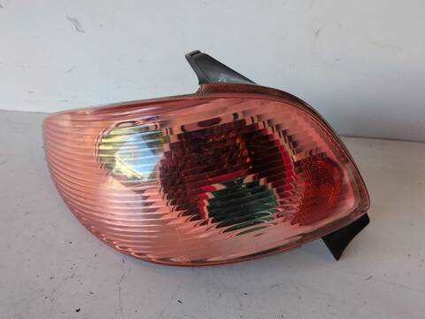 Piloto Trasero Izquierdo Peugeot 206 KFW