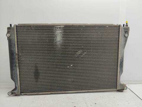 Foto 3ª: Radiador Motor Toyota Avensis 2.2 D-4D CLEAN POWER EXECUTIVE BERLINA 5-PTAS.) 177CV 130KW [D 2AD] (2006)