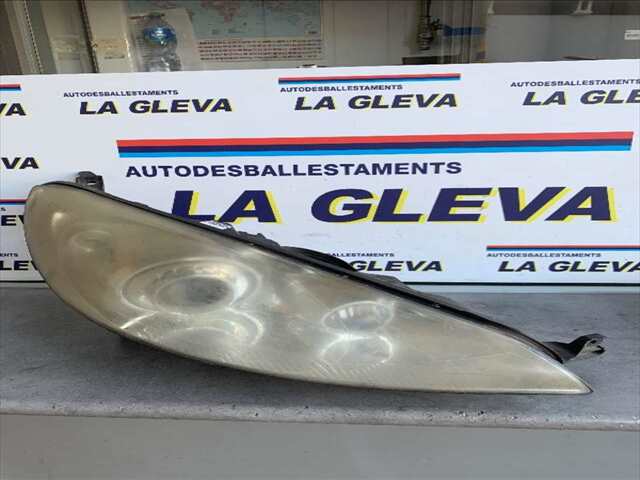 Foto 3ª: Faro Derecho Peugeot 407 2.7 HDI V6204CV COUPE 0CV [UHZ] (2006)