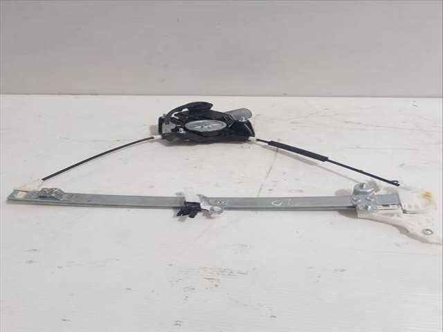 Elevalunas Manual Trasero Derecho Toyota Yaris 1.5 HYBRID MXPH11) 92CV 68KW