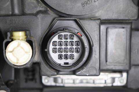 Foto 2ª: Faro Izquierdo Land Rover Range V6 TD HSE 245CV 180KW (2011)