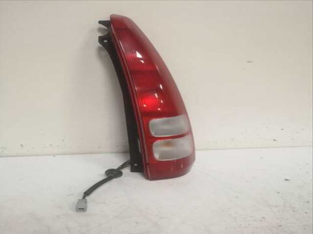 Piloto Trasero Derecho Honda Hrv D16W1 GH)