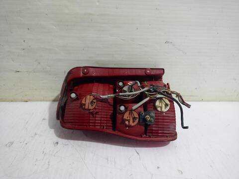 Foto 2ª: Piloto Trasero Derecho Kia Carnival 2.9 CRDI LX AUT. 144CV [J3] (2001)