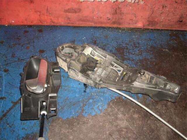 Foto 3ª: Cerradura Puerta Delantera Izquierda Citroen C4 1.6 HDI 90 [9HP (DV6DTED)]