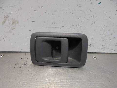 Maneta Interior Delantera Izquierda Toyota Land Cruiser TD VX 5-PTAS.) KZJ95) 125CV 92KW