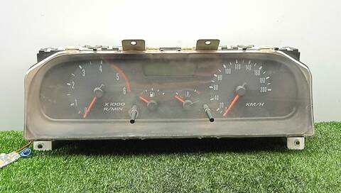 Cuadro de Instrumentos Nissan Terrano 2.7 TDI 4WD 125CV 92KW