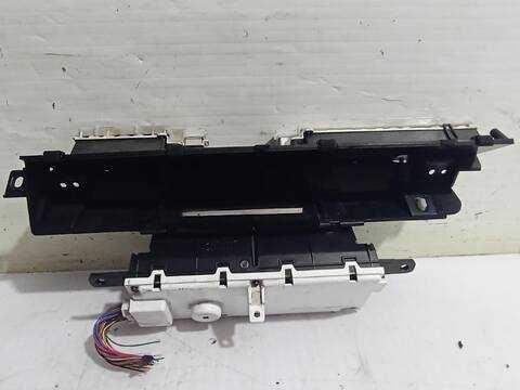 Pantalla Multifuncion Toyota Prius BASIS AUT. 78CV