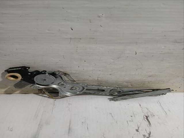 Foto 2ª: Elevalunas Eléctrico Delantero Izquierdo Toyota Auris 1.33 DUAL-VVTI NRE150_) 101CV [1NR-FE] (2006)