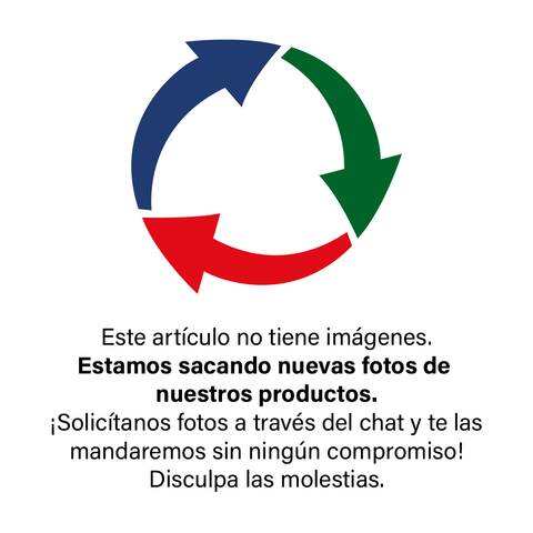 Deposito Limpiaparabrisas Toyota Hilux 2.4