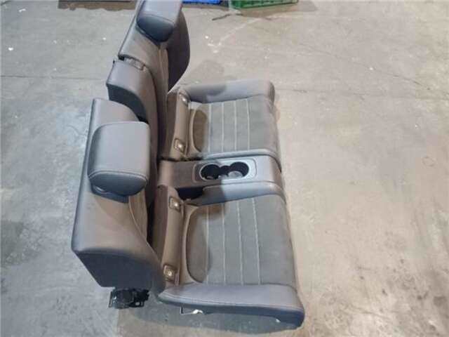 Foto 2ª: Asientos Traseros Mercedes Clase C 160 2.1 C 220 D (205.304) [2.1 LTR. - 125 KW CDI CAT] [651.921]