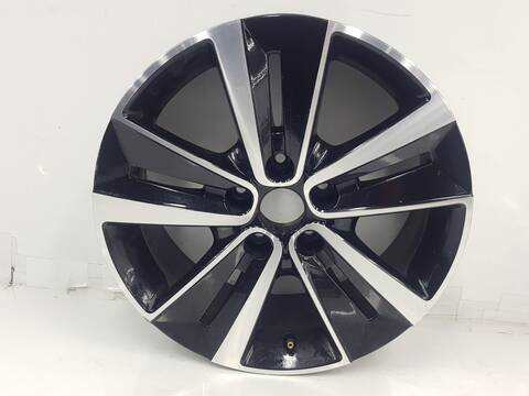 Foto 2ª: LLanta Aleacion Mercedes Clase T 180 160 STANDARD 420.853)