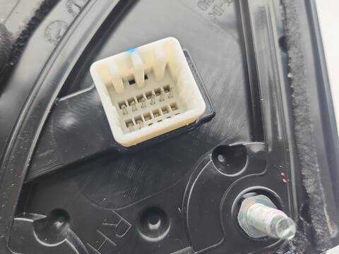 Foto 3ª: Retrovisor Derecho Kia Stonic 1.0 T-GDI ECO-DYNAMICS 101CV 74KW [G3LF] (2023)