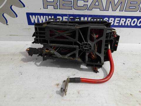 Foto 2ª: Caja Reles Fusibles Opel Astra 1.7 16V CDTI 101CV [Z17DTH] (2006)