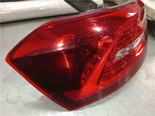 Foto 3ª: Piloto Trasero Izquierdo Volkswagen Passat 2.0 ALLTRACK BMT/START-STOPP 4MOTION [2.0 LTR. - 176 KW TDI DPF]