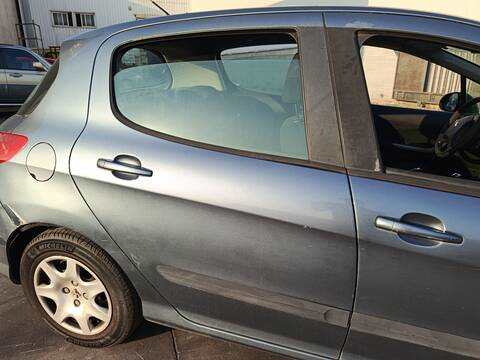 Puerta Trasera Derecha Peugeot 308 9HX