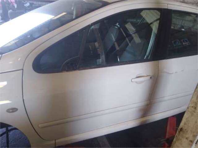 Puerta Delantera Izquierda Peugeot 307 1.6 HDI 110