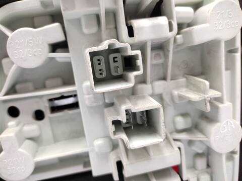 Foto 3ª: Piloto Trasero Izquierdo Volvo S40 1.8 125CV 92KW [B4184S11] (2025)