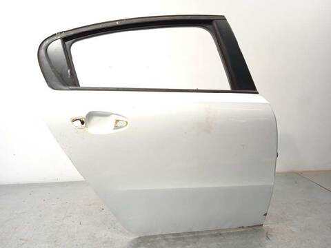 Foto 2ª: Puerta Trasera Derecha Peugeot 508 1.6 E-HDI FAP 115CV 84KW [9H05] (2014)