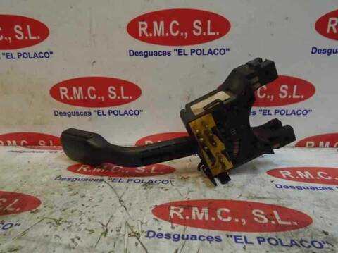 Foto 3ª: Mando Multifuncion Audi A4 1.9 TDI BERLINA 110CV 81KW [AFN] (1997)