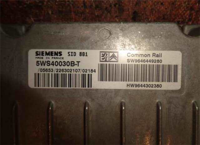 Foto 2ª: Centralita Motor ECU Peugeot 307 1.6 HDI [9HX (DV6ATED4)]