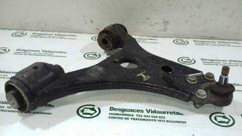 Foto 2ª: Brazo Suspension Delantero Izquierdo Mercedes Clase B 150 2.0 CDI CAT 140CV 103KW [640941] (2011)