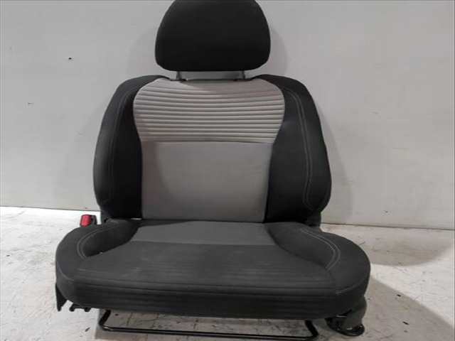 Foto 2ª: Asiento Delantero Izquierdo Toyota Yaris ACTIVE 112CV [2NRFKE] (2017)