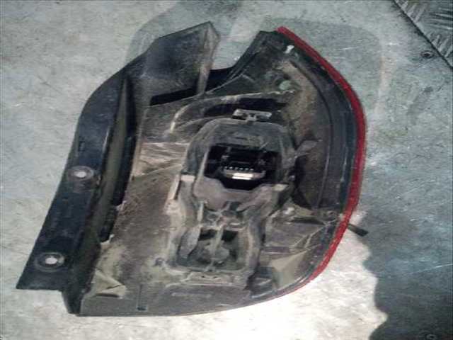 Foto 3ª: Piloto Trasero Izquierdo Renault Scenic GRAND CONFORT AUTHENTIQUE 150CV 110KW [M9R A7] (2006)