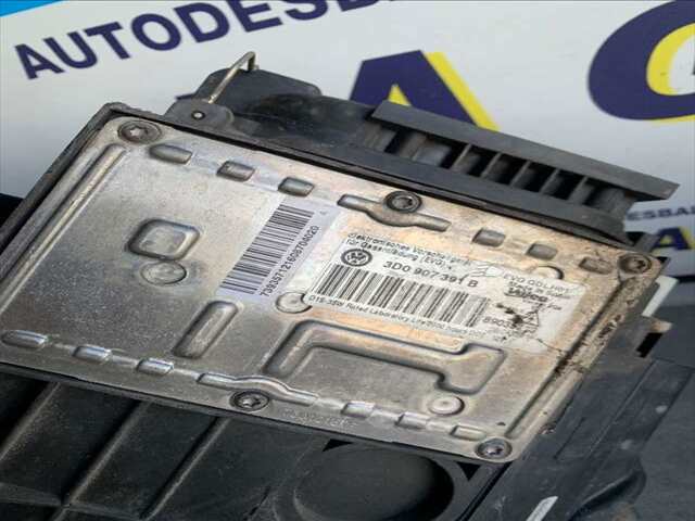 Foto 2ª: Faro Derecho Volkswagen Passat 2.0 TDI140CV BERLINA [BKP] (2006)