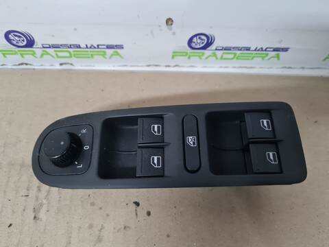 Botonera Elevalunas Volkswagen Golf 1.6 TDI DPF 105CV 77KW