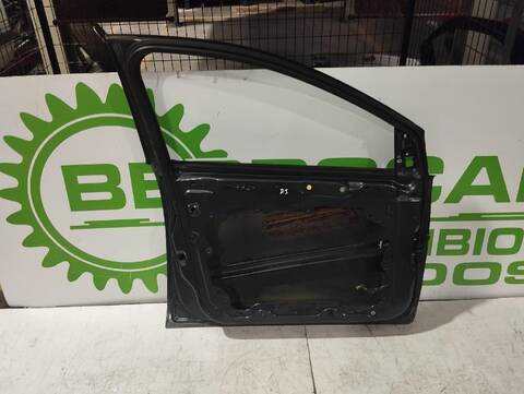 Foto 3ª: Puerta Delantera Izquierda Ford Focus 1.6 16V CAT 101CV [HWDA] (2004)