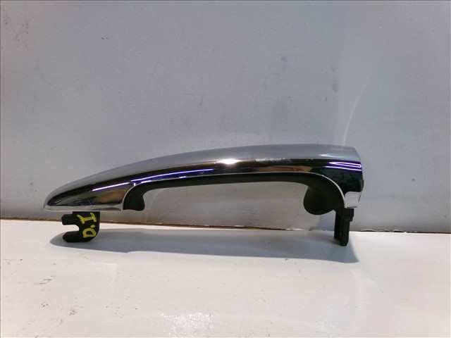 Foto 2ª: Maneta Exterior Delantera Izquierda Bmw Serie 3 320 2.0 D E46 2001-2005 [204D4] (2004)
