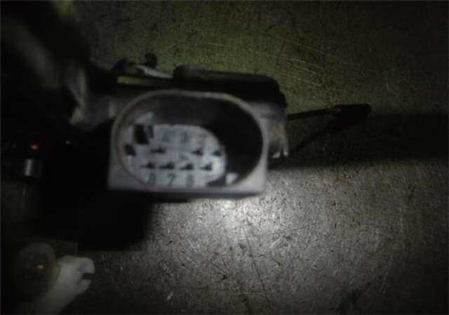 Foto 2ª: Cerradura Puerta Trasera Izquierda Bmw Serie 3 315 2.5 24V CAT [256S5]