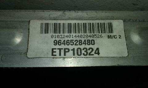 Foto 3ª: Radiador Motor Citroen Xsara 1.6 HDI CAT 9HY - DV6TED4) PICASSO 109CV 80KW (2004)