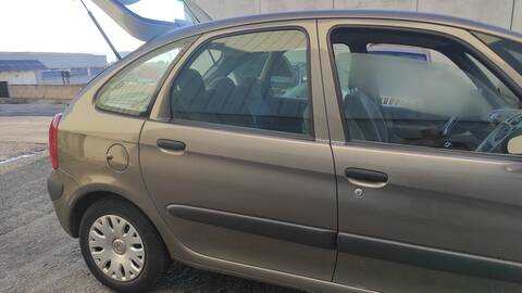 Puerta Trasera Derecha Citroen Xsara 9HX PICASSO