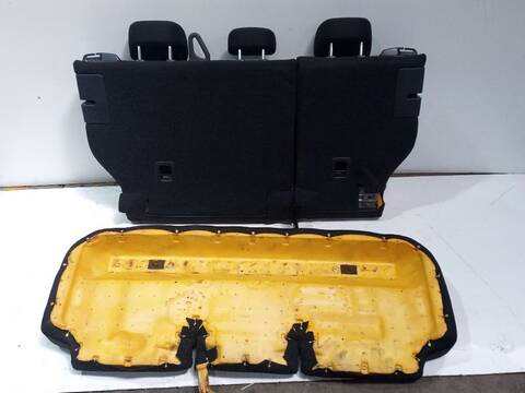 Foto 3ª: Asientos Traseros Mitsubishi ASX MOTION 4WD 116CV [4N13] (2010)