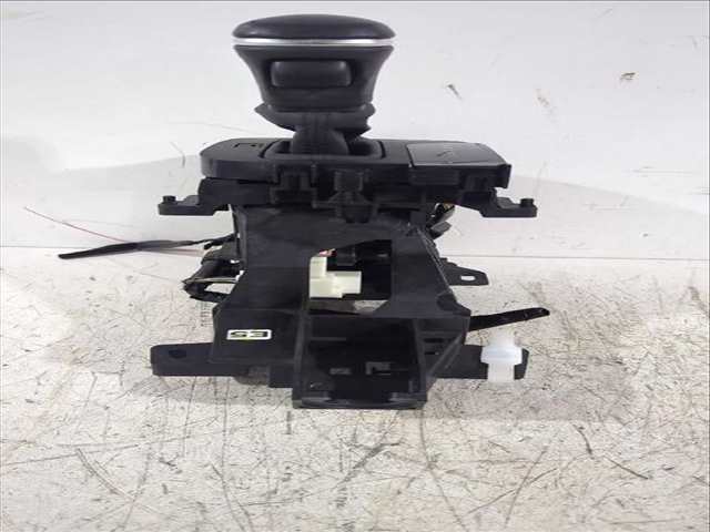 Palanca de Cambio Toyota Yaris 1.5 HYBRID MXPH11) 92CV