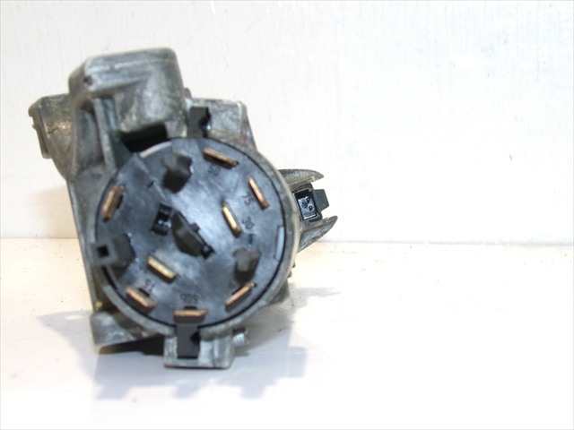 Foto 4ª: Antirrobo Audi A3 1.6 G MODELO 8L,1996-2003 [AKL] (2000)