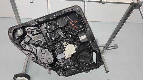 Elevalunas Manual Trasero Izquierdo Mercedes Clase C 160 C 220 T D 206.204) 220CV 162KW FAMILIAR