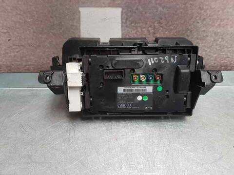 Foto 2ª: Sistema GPS Renault Megane EXPRESSION BERLINA 90CV 66KW III BERLINA 5 P [K9KH834] (2012)