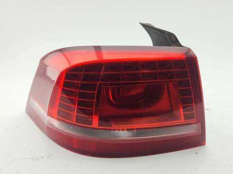 Piloto Trasero Izquierdo Volkswagen Passat HIGHLINE BLUEMOTION 140CV 103KW