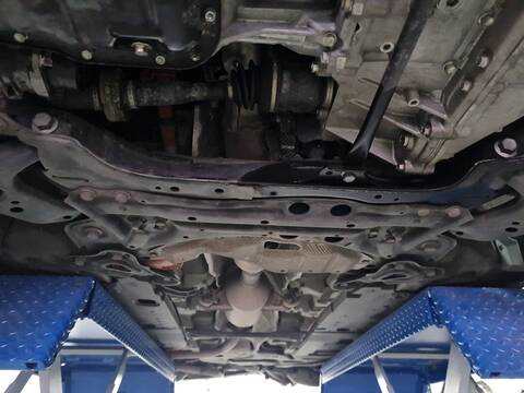 Puente Delantero Toyota Auris 1.8 HYBRID ZWE186_) 136CV 100KW